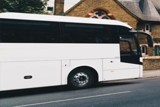 charter bus services Des Moines, IA